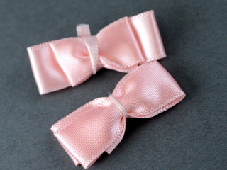 Handt Tied Ribbon Bow